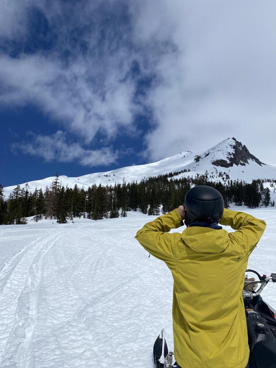 Old Ski Bowl to 10k feet | Mount Shasta Avalanche Center