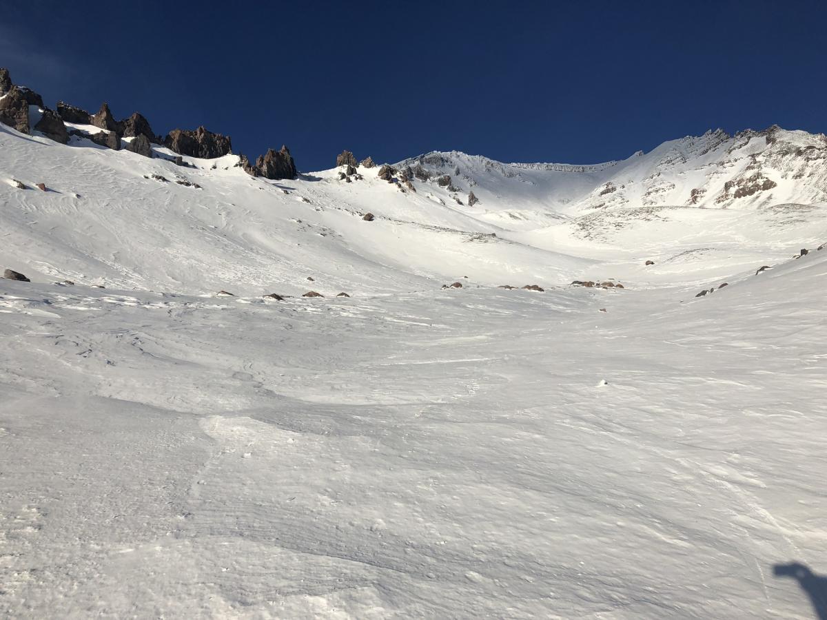 Looking up Avalanche Gulch. Note scorn ridge lines. 