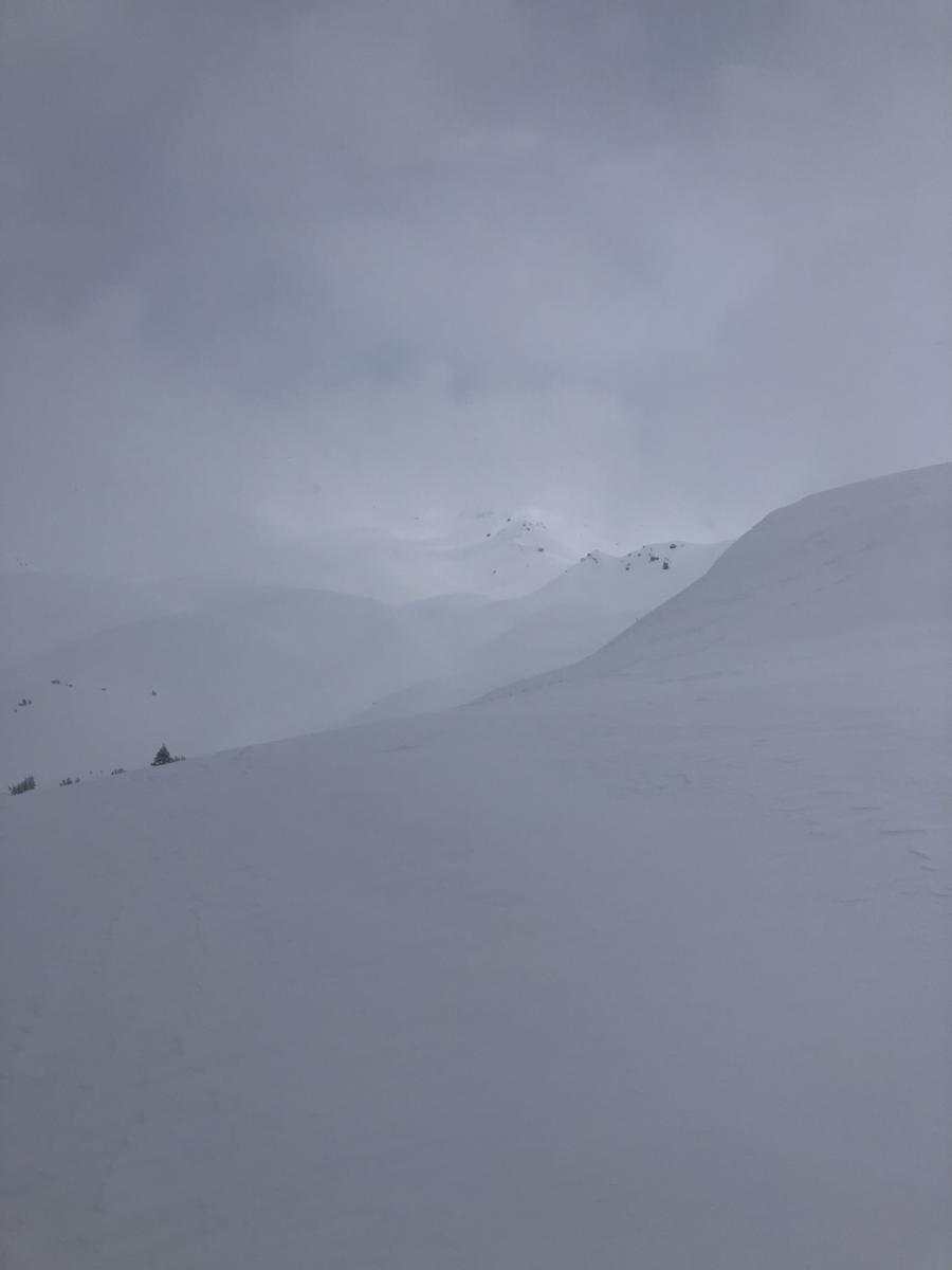 Brief gimps of above tree line conditions Note: Generally smooth surface texture with some wind effect on the ridge. Brief gimps of above tree line conditions Note: Generally smooth surface texture with some wind effect on the ridge.