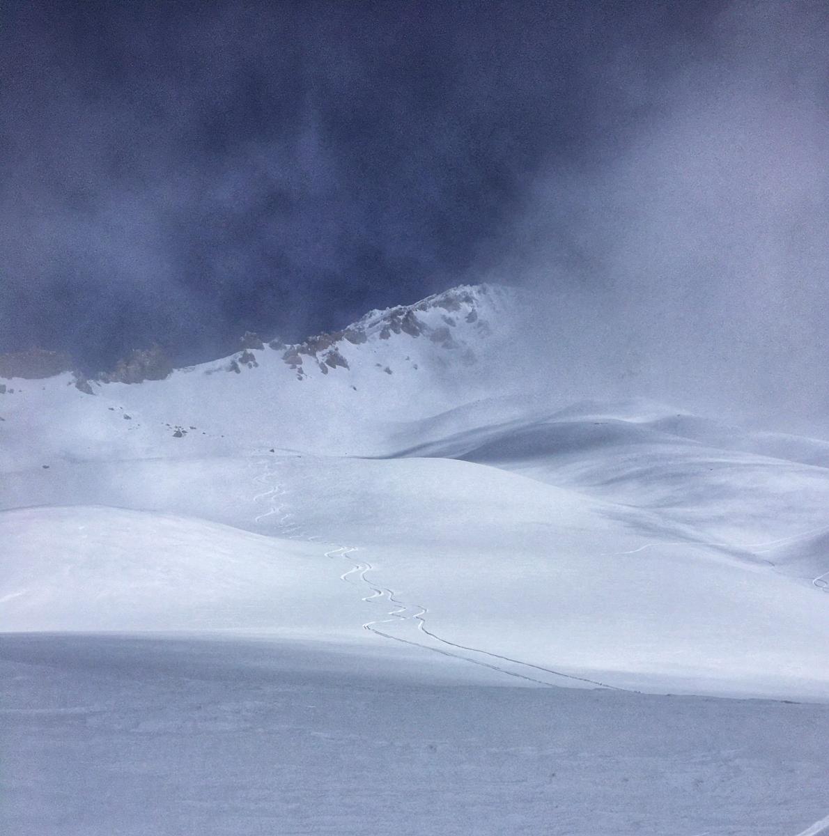 Lower Avalanche Gulch, Above Treeline Lower Avalanche Gulch, Above Treeline