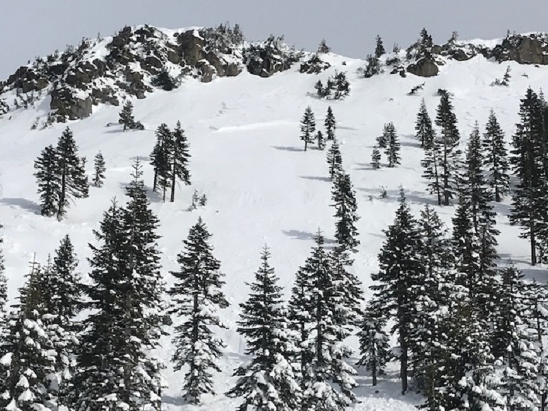 Yellow Butte, natural wind slab avalanche (D2)