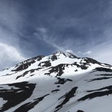 Upper part of the mountain and Bolum Glacier. (Hotlum/Bolum climbers route lookers left) 