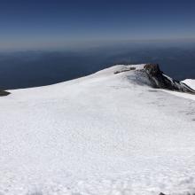 Summit plateau, looking towards the top of Misery Hill. 