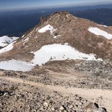 Summit pinnacle switchbacks are entirely snow free. 