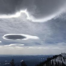 pre storm clouds: cirrus & Lenticular  