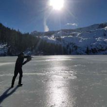 Supportable ice on lake