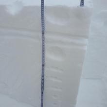 Right side up snowpack with breakable crust under new snow