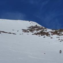 Moraines and ridges have exposed rocks.