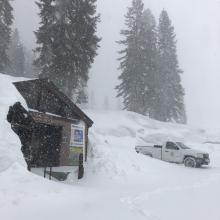 4 inches of new snow at Bunny Flat at 11 p.m.